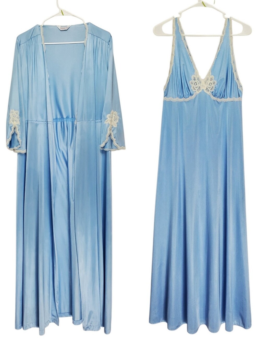 Vtg 70s Vanity Fair Ice Blue Nylon Peignoir Robe Gown Set S